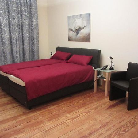 לנדאו אין דר פאלץ Exklusive Gaestezimmer Landau מראה חיצוני תמונה