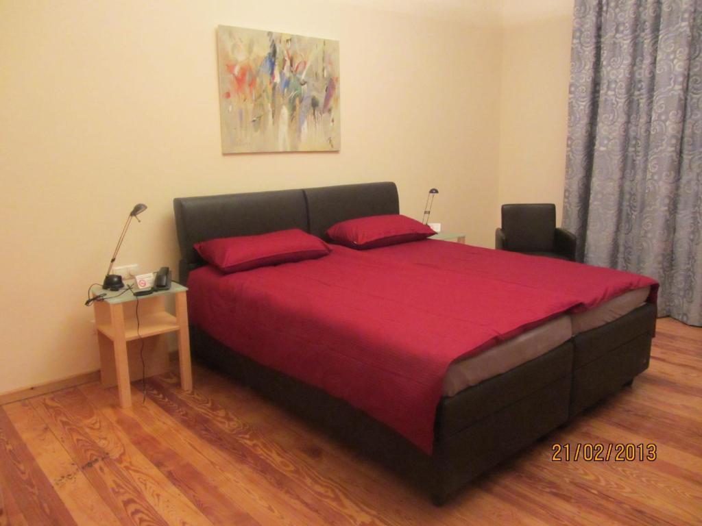 לנדאו אין דר פאלץ Exklusive Gaestezimmer Landau חדר תמונה
