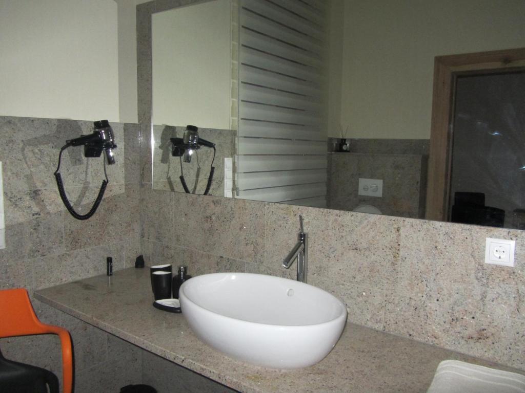 לנדאו אין דר פאלץ Exklusive Gaestezimmer Landau מראה חיצוני תמונה
